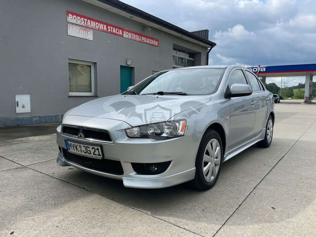 Mitsubishi Lancer VIII 1.8 Instyle 2010