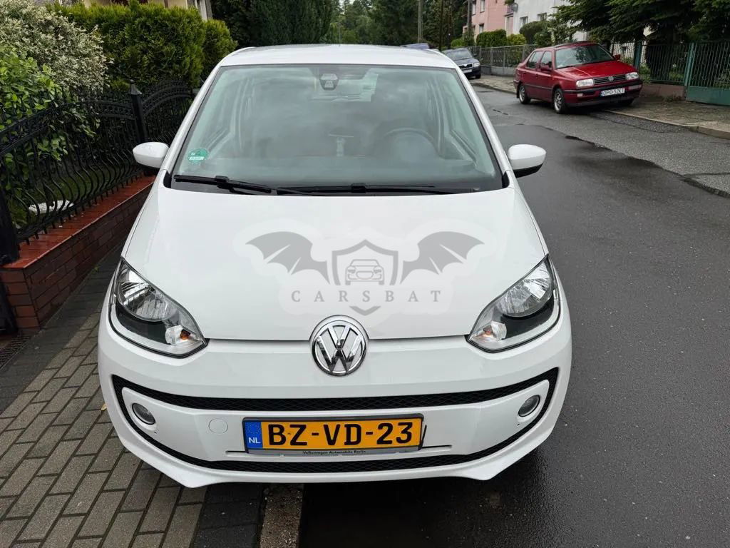 Volkswagen Up! 1.0 street 2013