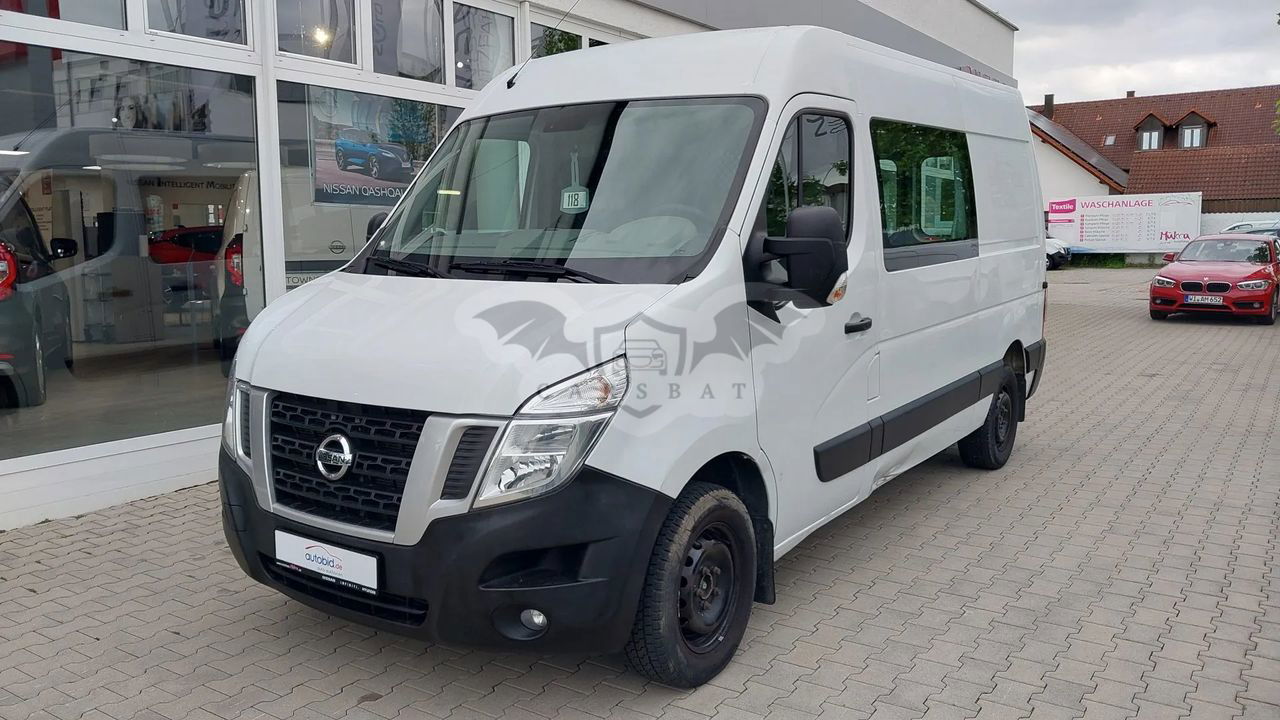 Nissan NV400 2016