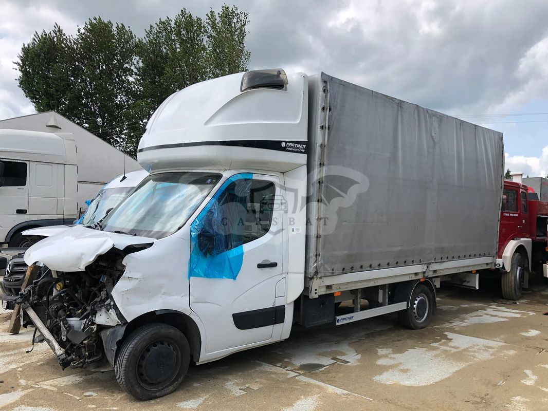 Renault Master 2021