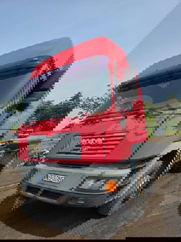 MAN F2000 2001