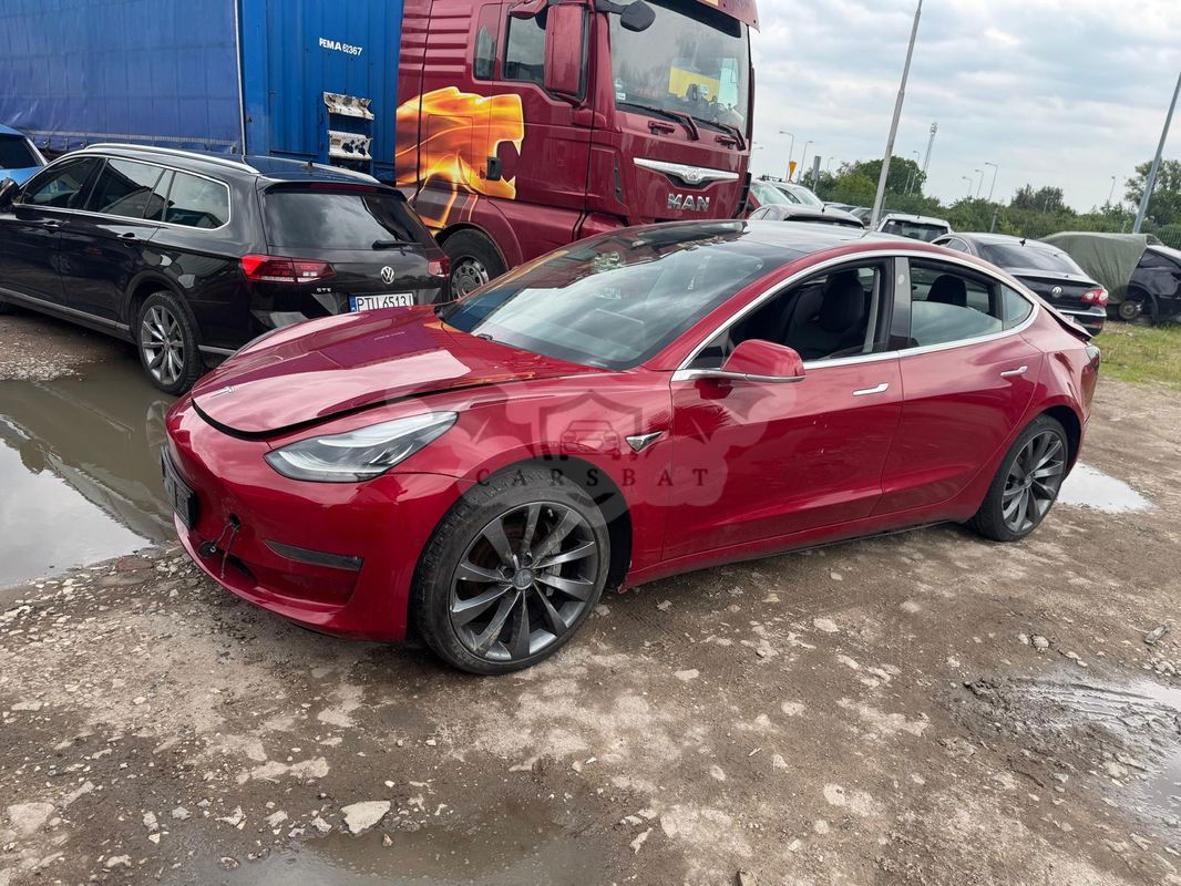 Tesla Model 3 Langstreckenbatterie Allradantrieb Dual Motor 2022