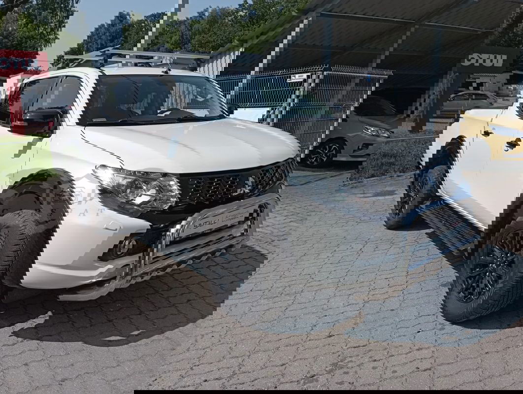Mitsubishi L200 2.4 d DC Black Edition EU6 2019