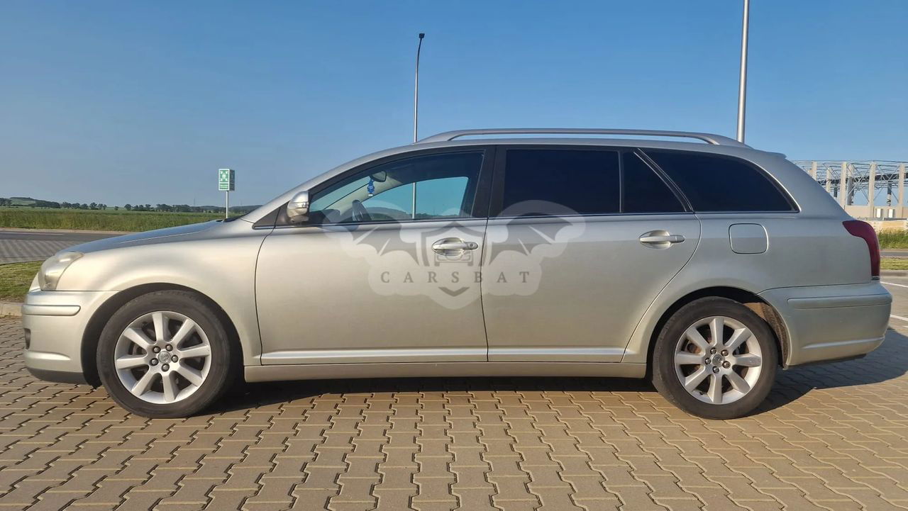 Toyota Avensis II 2.0 D-4D Sol 2007