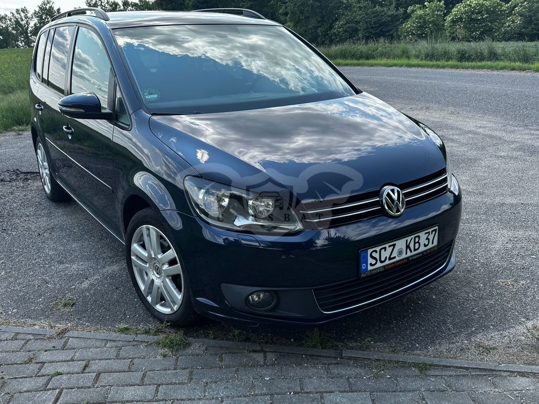 Volkswagen Touran II 1.6 TDI DPF DSG Trendline 2013