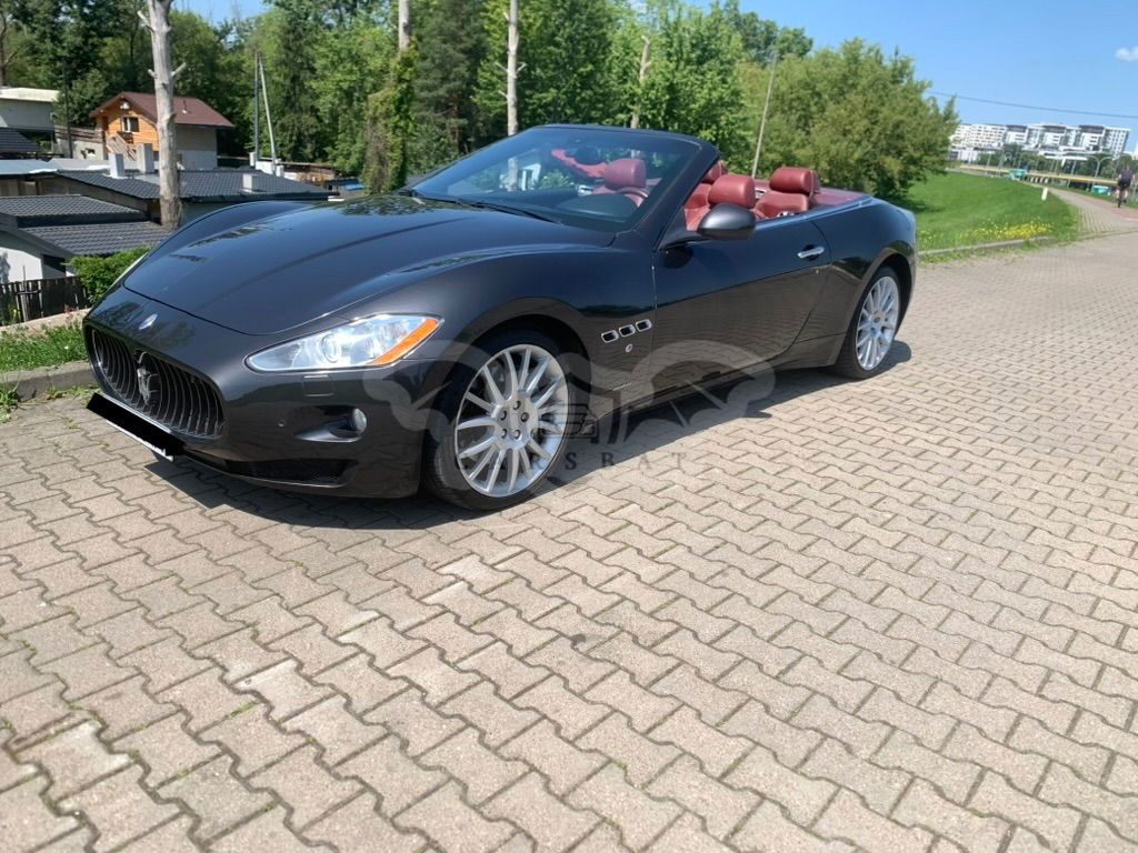 Maserati GranCabrio 2011