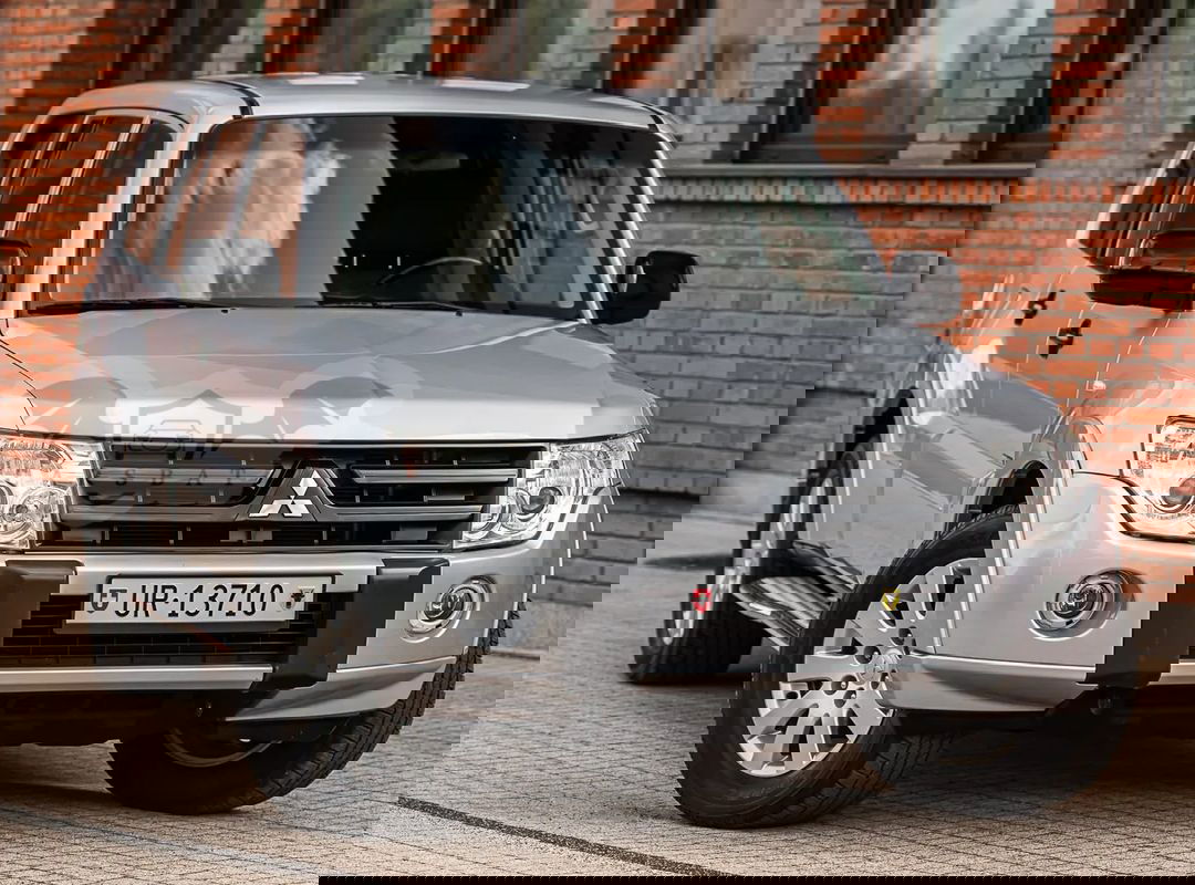 Mitsubishi Pajero IV 3.2 DID Intense 2010