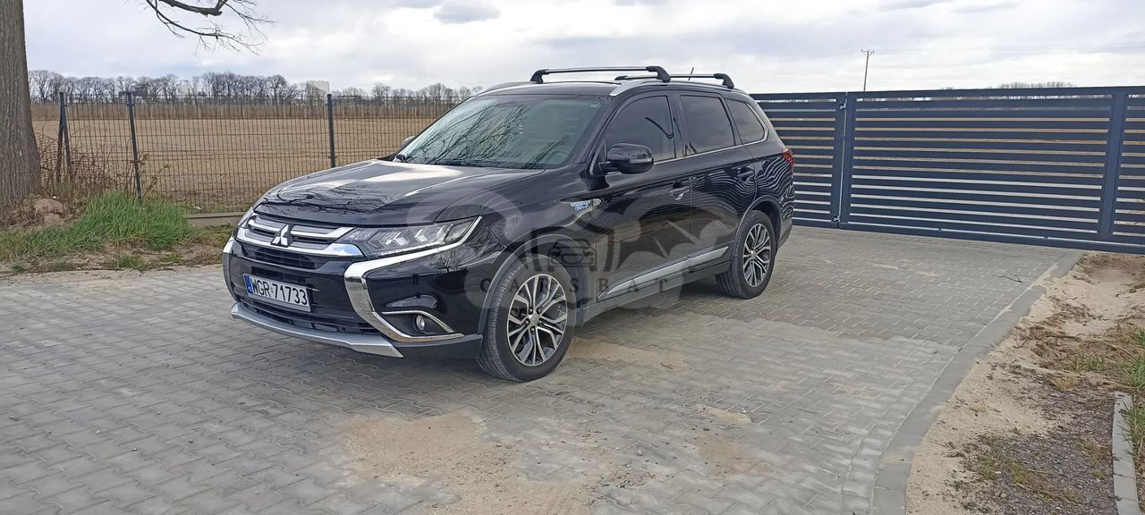 Mitsubishi Outlander III 2015