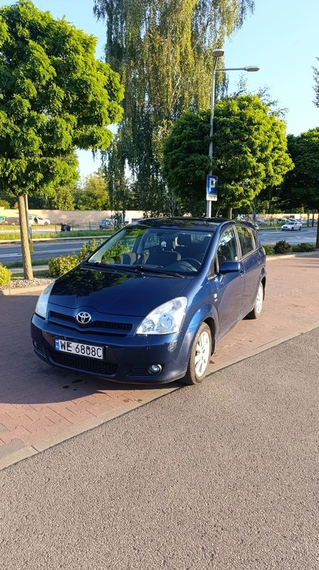 Toyota Verso 2004
