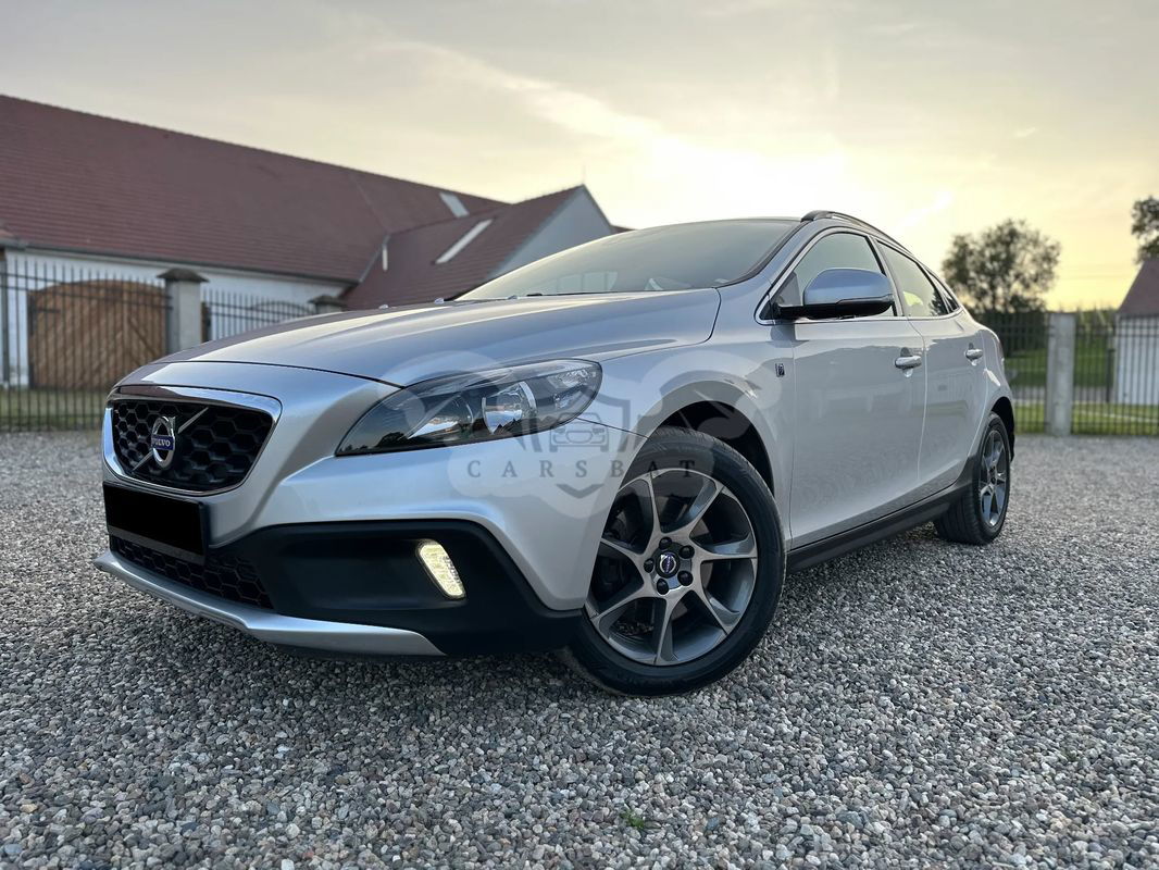 Volvo V40 D2 Drive-E Ocean Race 2015