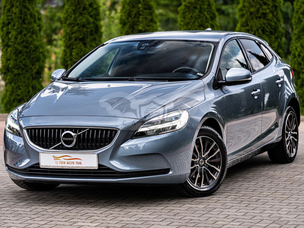Volvo V40 II D2 Drive-E Momentum 2020