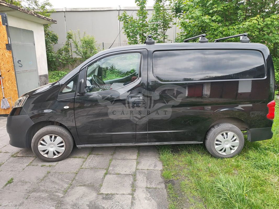 Nissan NV200 2011
