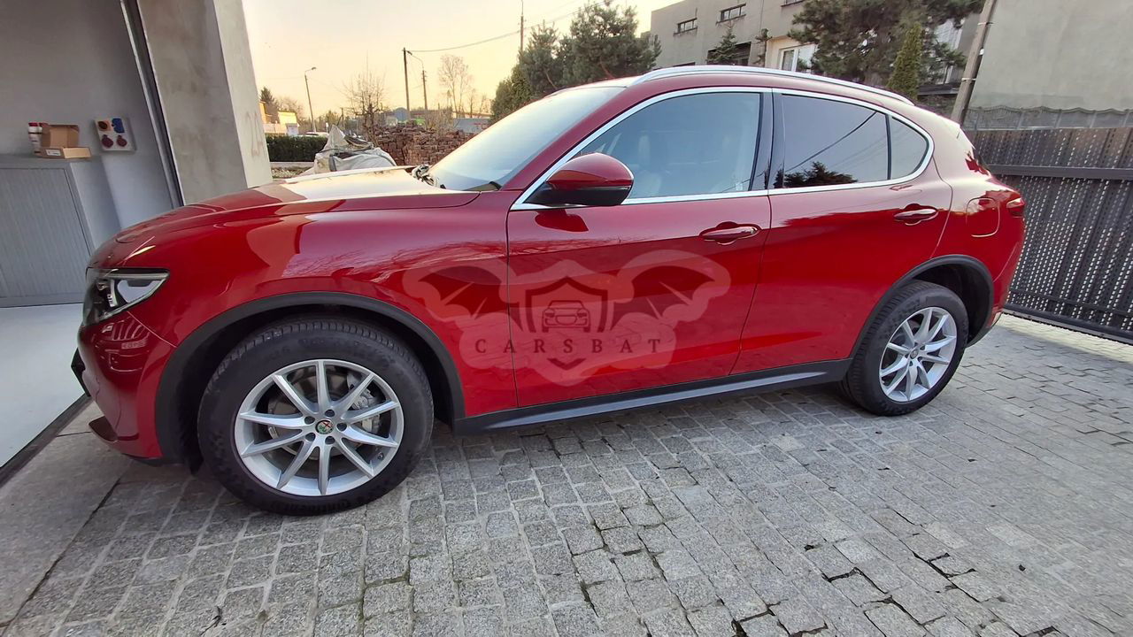 Alfa Romeo Stelvio 2.0 Turbo 16V AT8-Q4 First Edition 2017