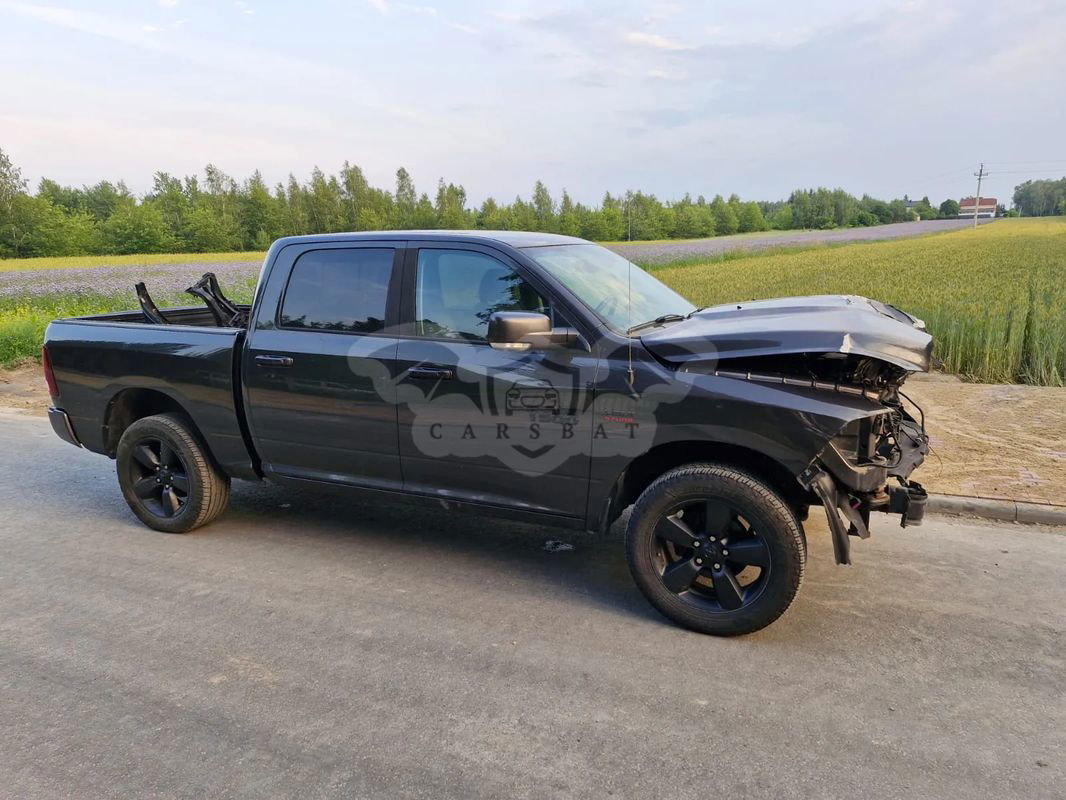 Dodge RAM 1500 5.7 4x4 2015