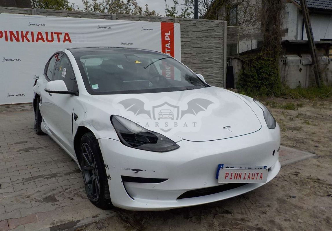 Tesla Model 3 2021