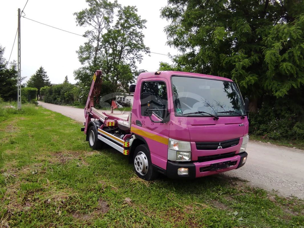 Mitsubishi Fuso Canter 2015