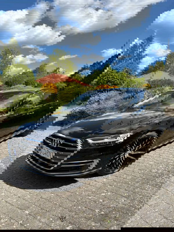 Audi A8 D5 2021