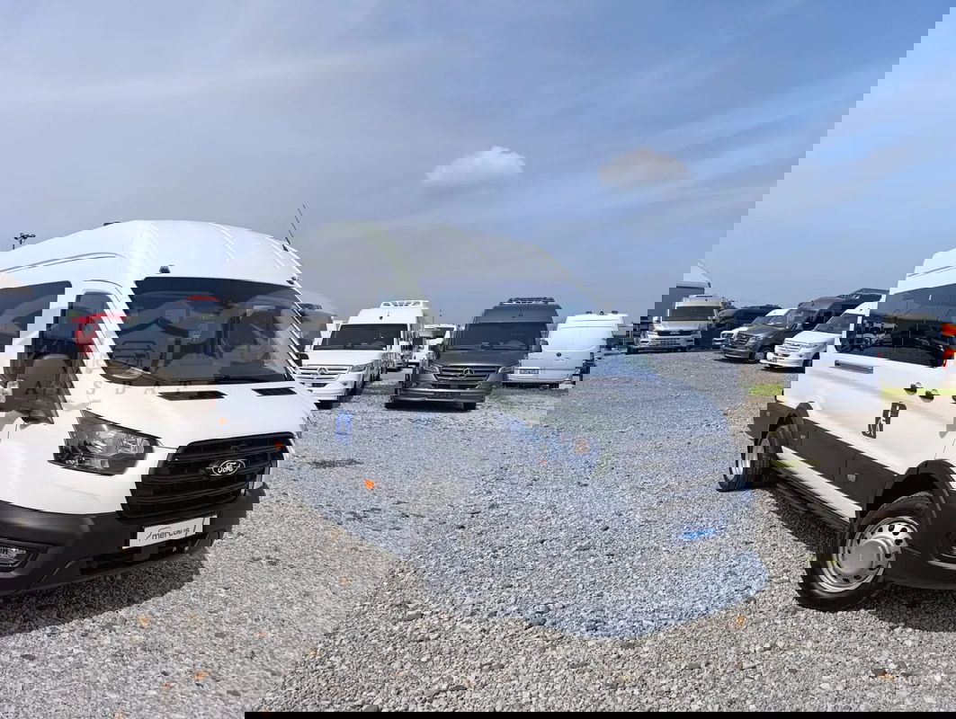 Ford Transit 2025