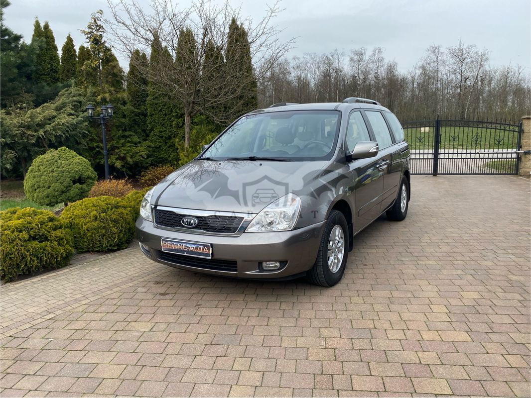 Kia Carnival 2.2 CRDi Voyage 2011