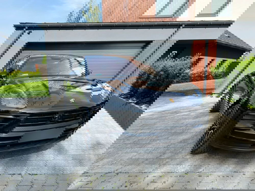 Porsche Macan I 2022