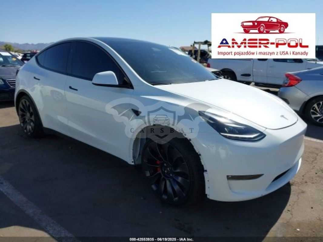 Tesla Model Y 2024