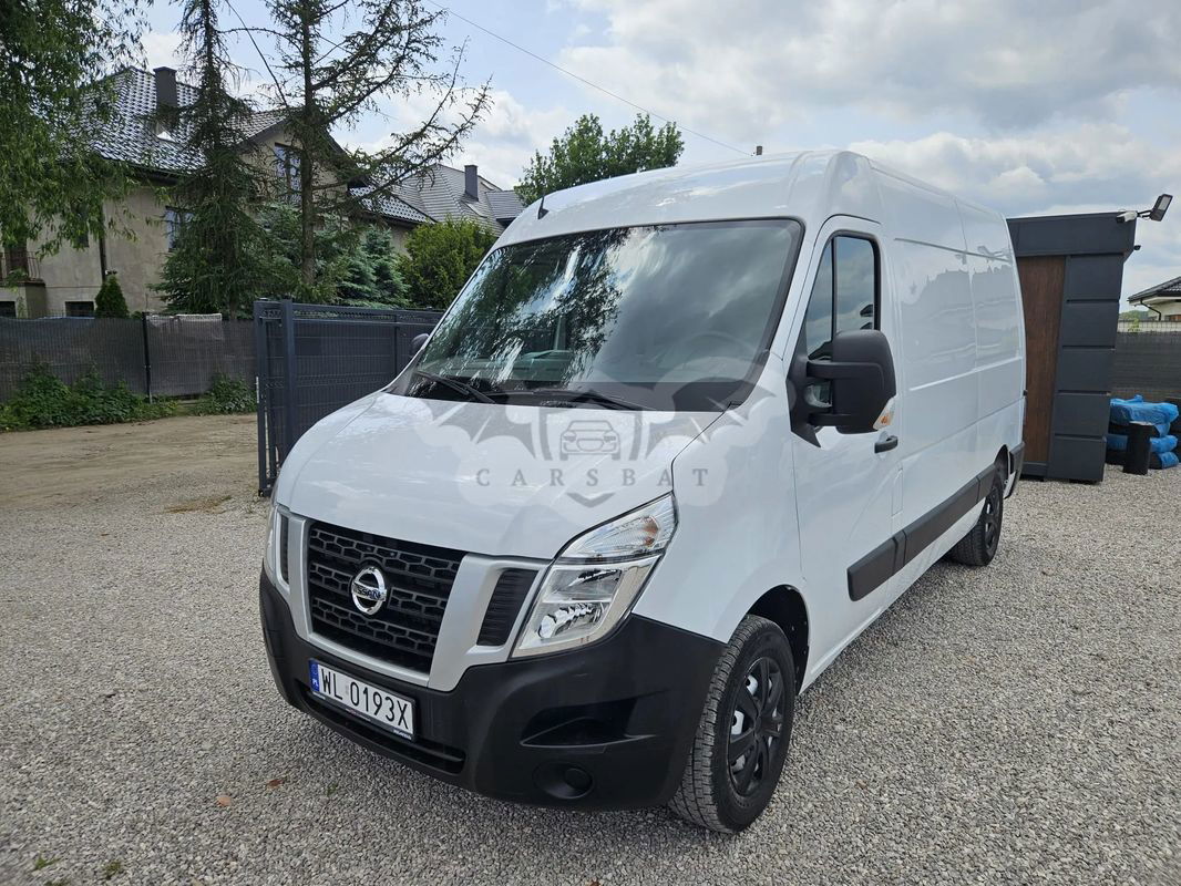 Nissan NV400 2019