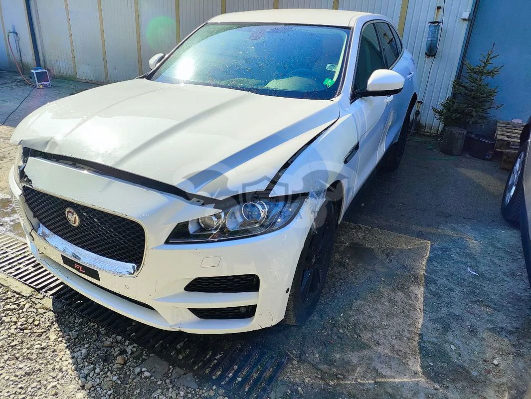 Jaguar F-Pace 20d AWD Prestige 2016