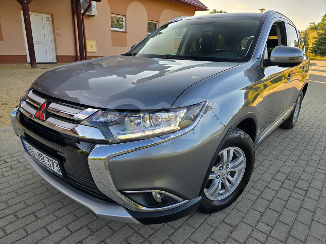 Mitsubishi Outlander III 2.0 2WD Edition 2016