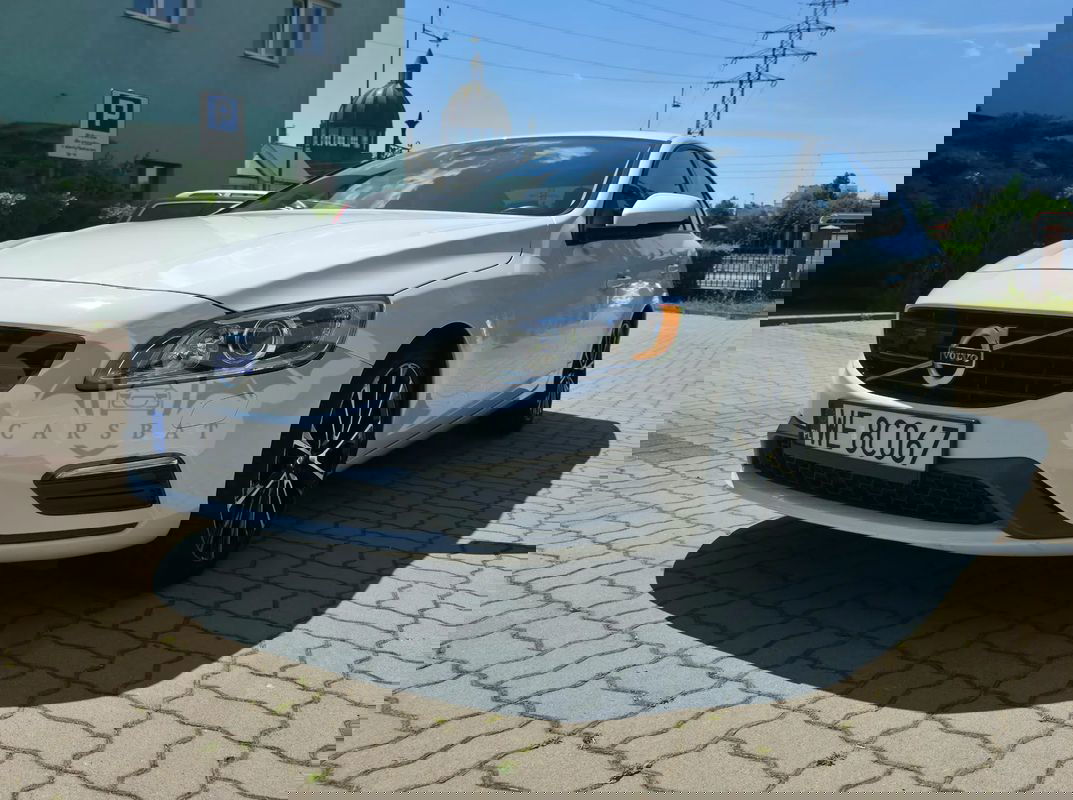 Volvo S60 II T5 AWD R-Design 2017