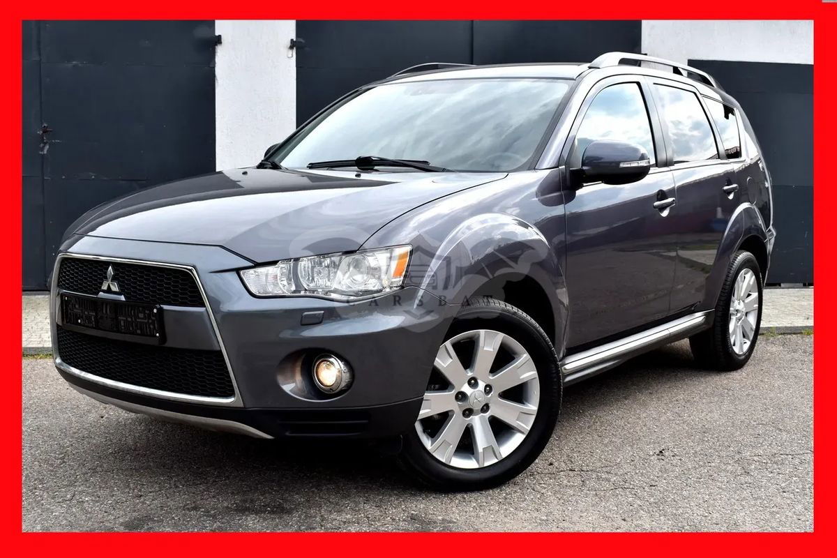 Mitsubishi Outlander II 2.0 2WD Invite 2012