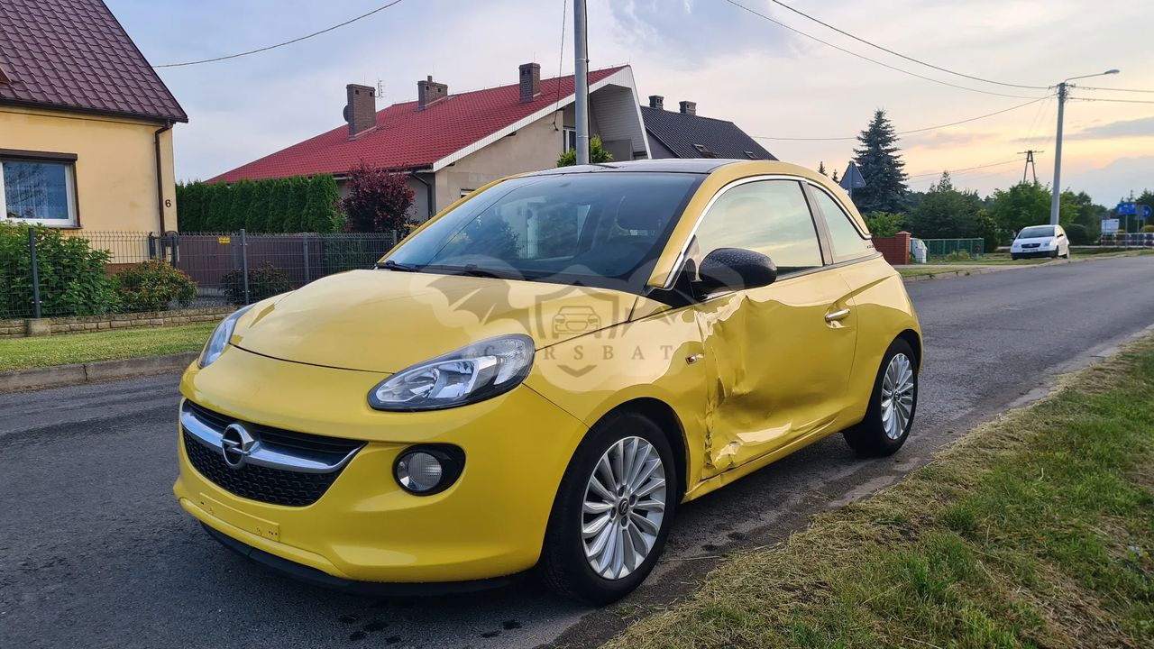 Opel Adam 1.4 Glam S&S 2014