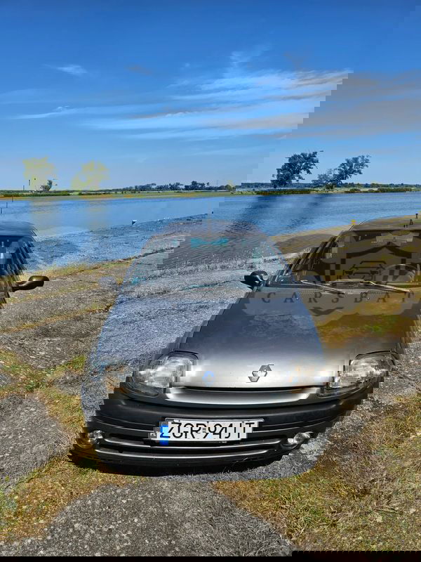 Renault Clio II 1.9 D RT 1999
