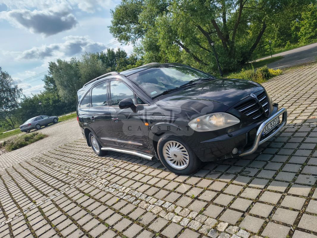 Ssangyong / KG Mobility Rodius 2005
