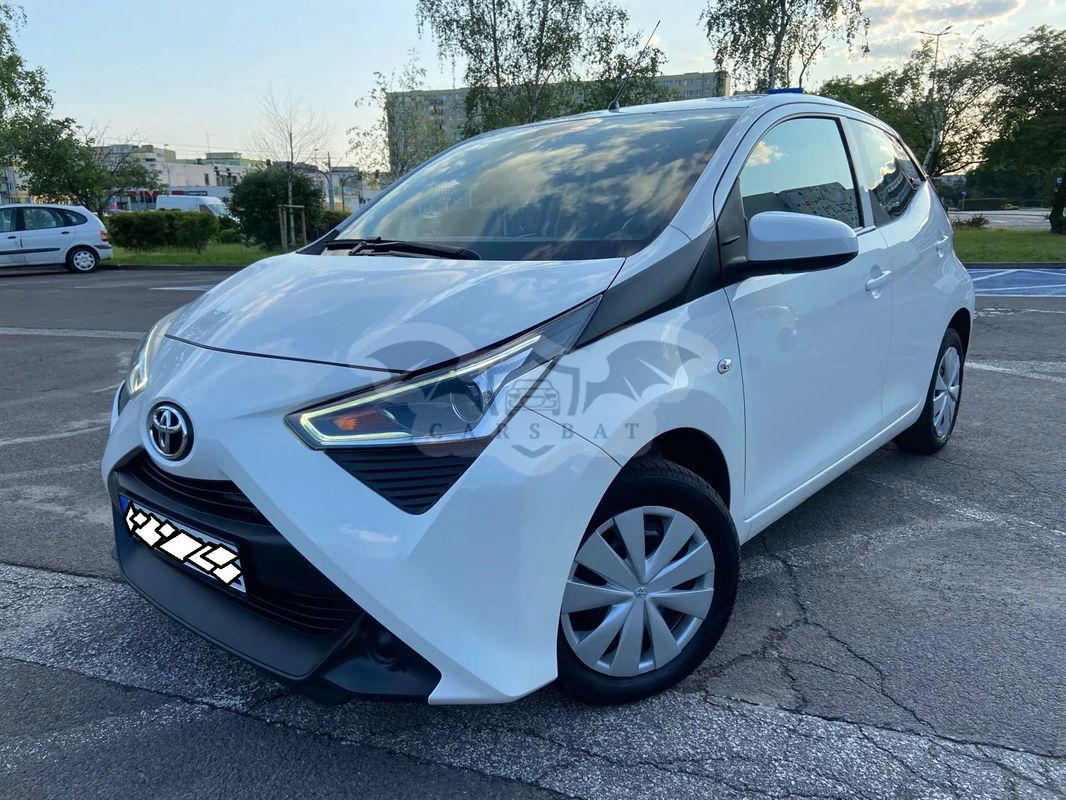 Toyota Aygo II x-play 2021