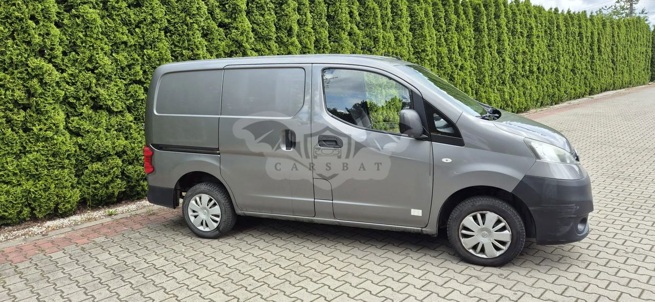 Nissan NV200 2013