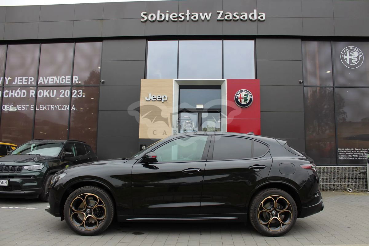 Alfa Romeo Stelvio 2.0 Turbo Intensa Q4 2025