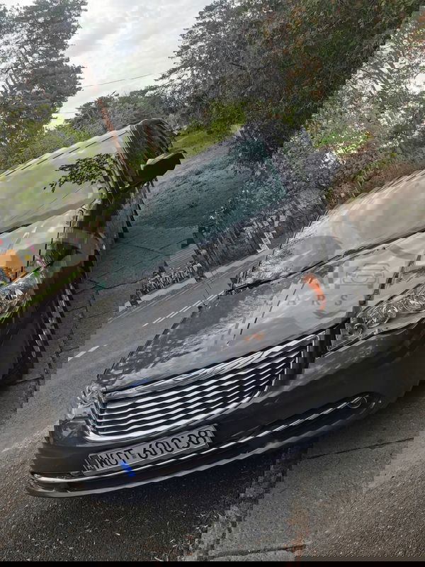 Chrysler Town & Country V 3.8 Touring 2015