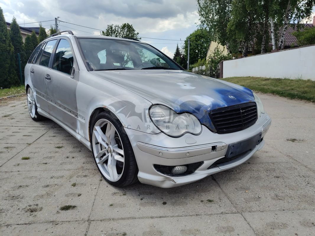 Mercedes-Benz C W203 32 T AMG 2001