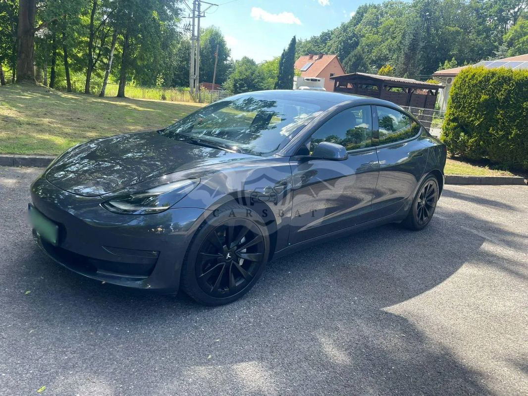 Tesla Model 3 Langstreckenbatterie Allradantrieb Dual Motor 2021
