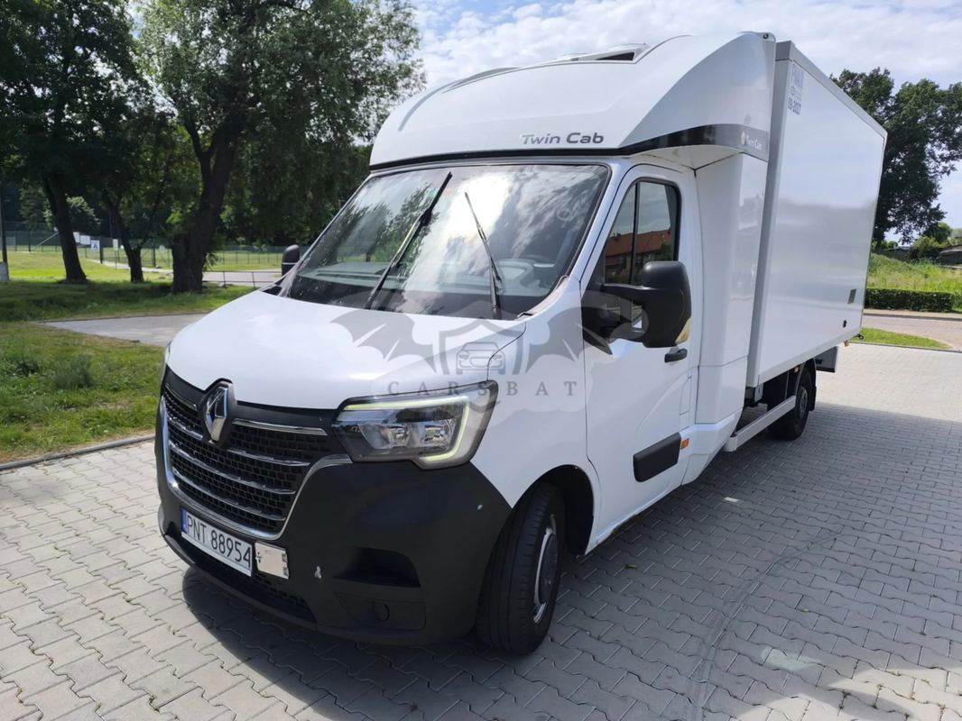 Renault Master 2021