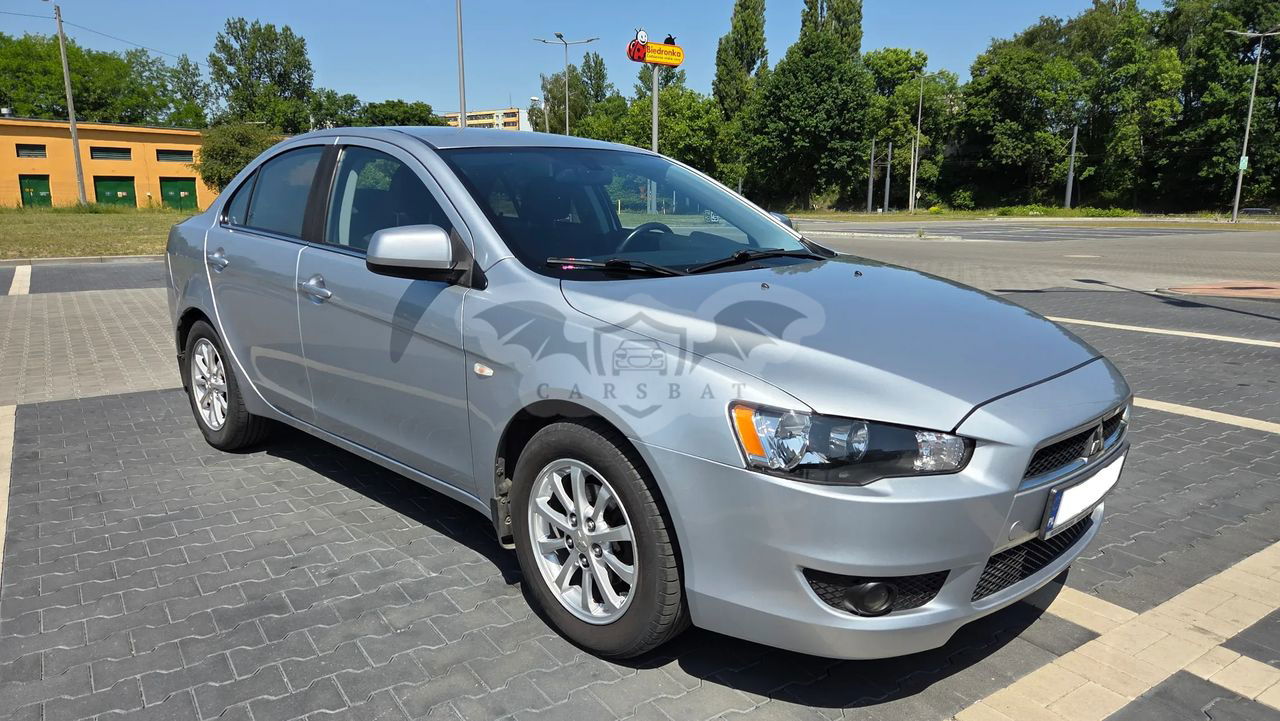 Mitsubishi Lancer IX 1.6 Inform 2012