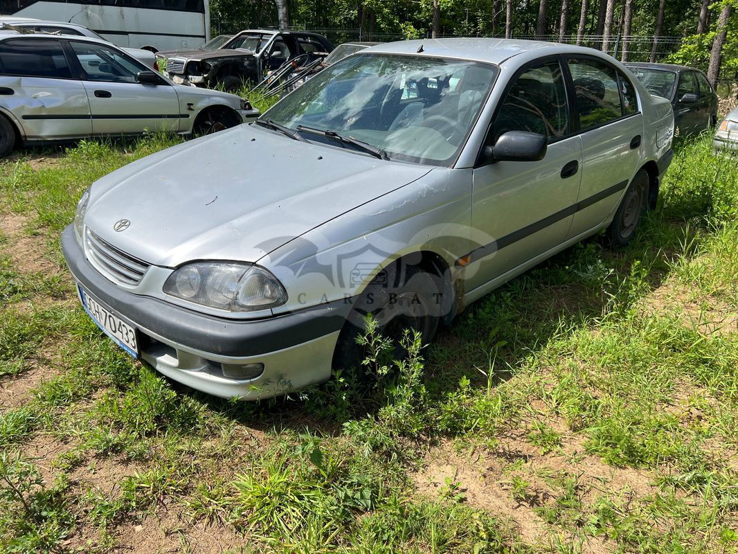 Toyota Avensis I 1.6 Terra 1999
