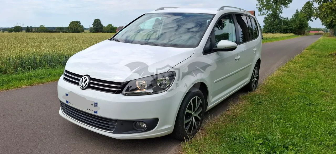 Volkswagen Touran II 2.0 TDI DPF Comfortline DSG 2014
