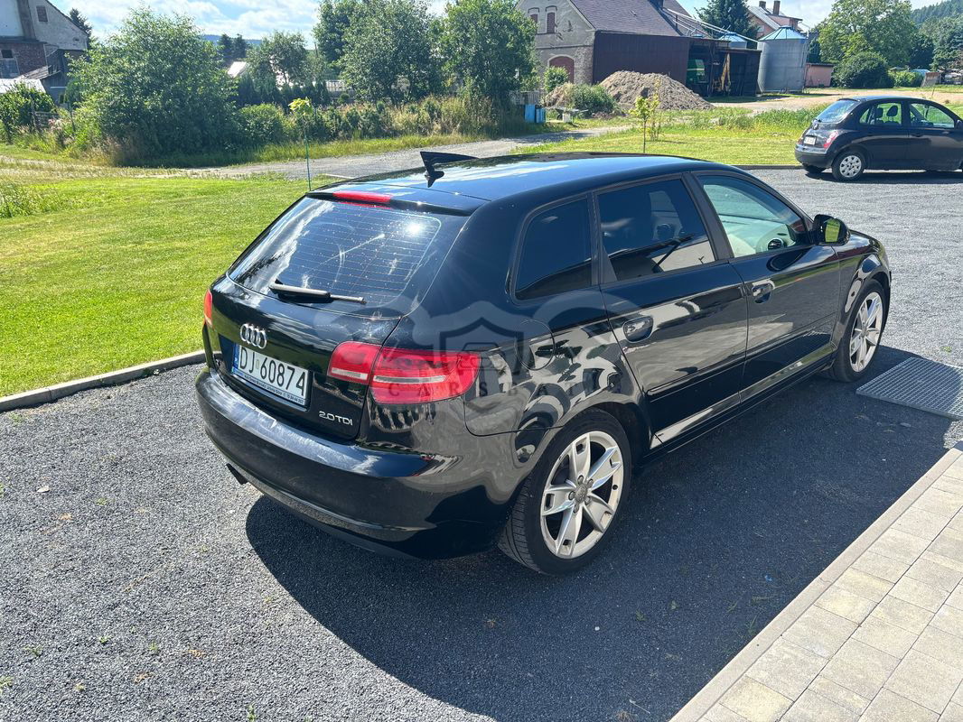 Audi A3 8P 2.0 TDI DPF Ambiente S tronic 2009