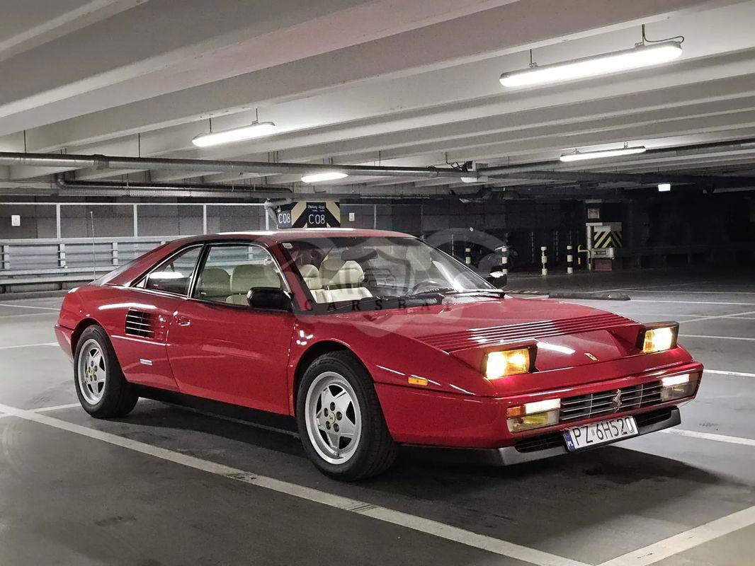 Ferrari Mondial 1990