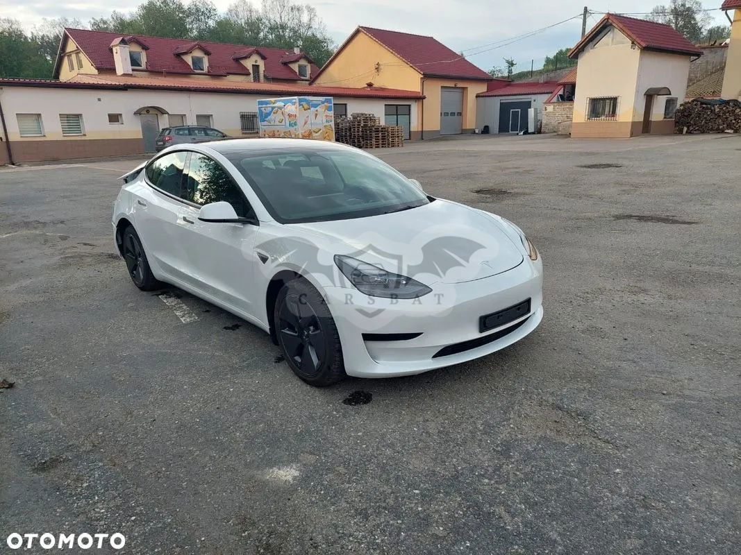Tesla Model 3 Langstreckenbatterie Hinterradantrieb 2022
