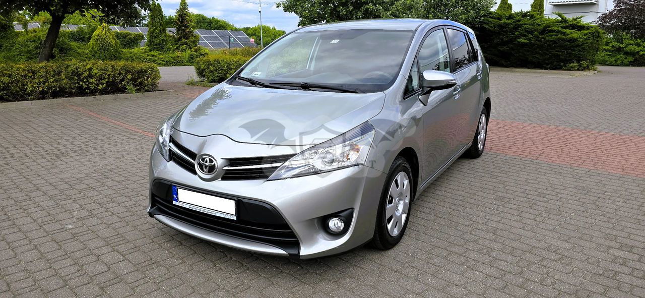 Toyota Verso 2.0 D-4D Premium 2013
