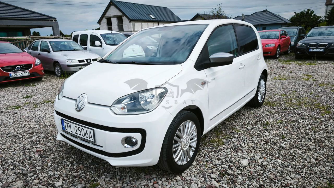Volkswagen Up! cheer 2013