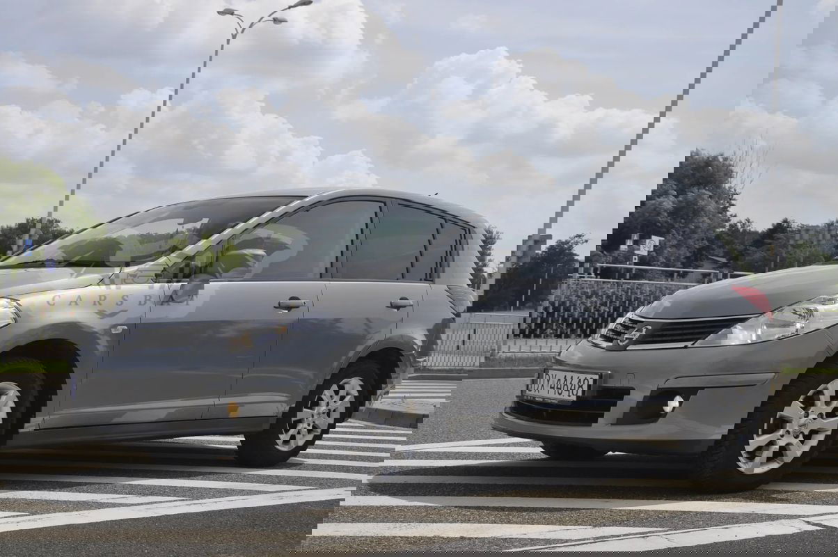 Nissan Tiida 1.6 Visia AC/CD 2008