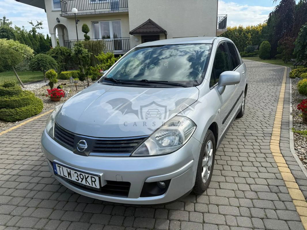 Nissan Tiida 2007